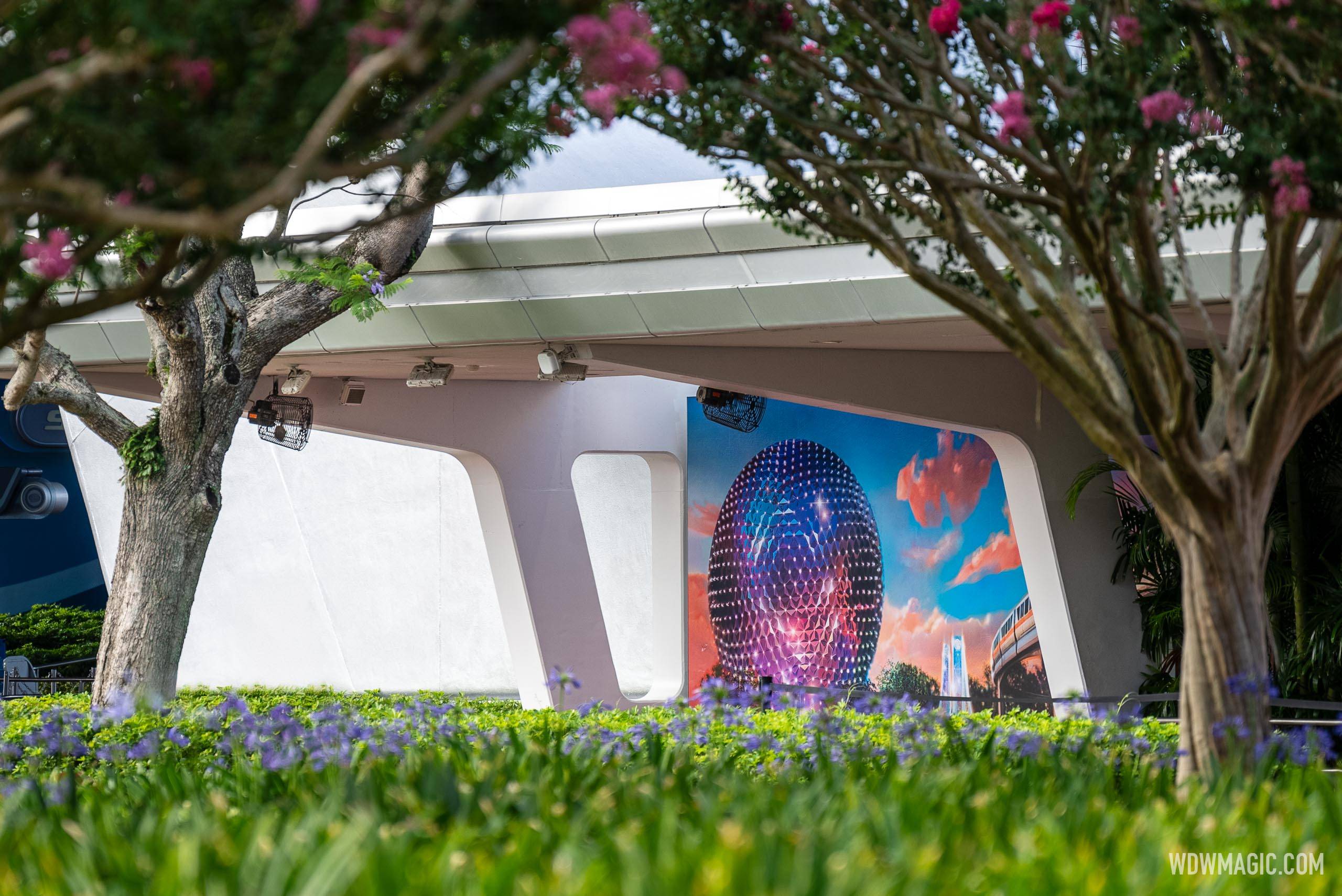 EPCOT Main Entrance Mural