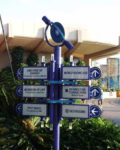 New directional signs at Epcot