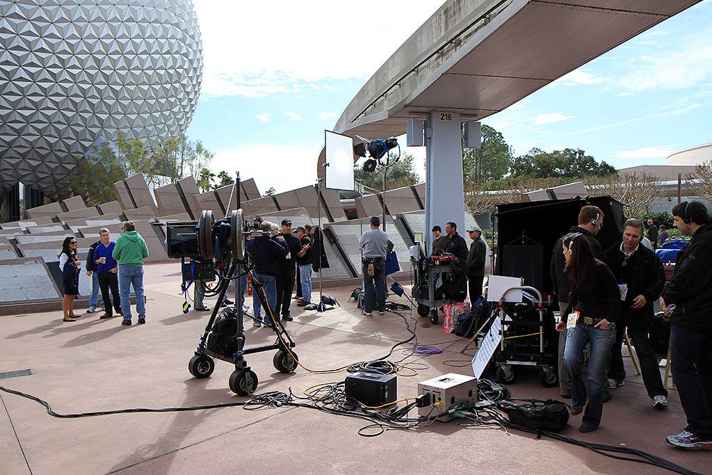 Tom Bergeron filming America's Funniest Home Videos at Epcot today (photos)
