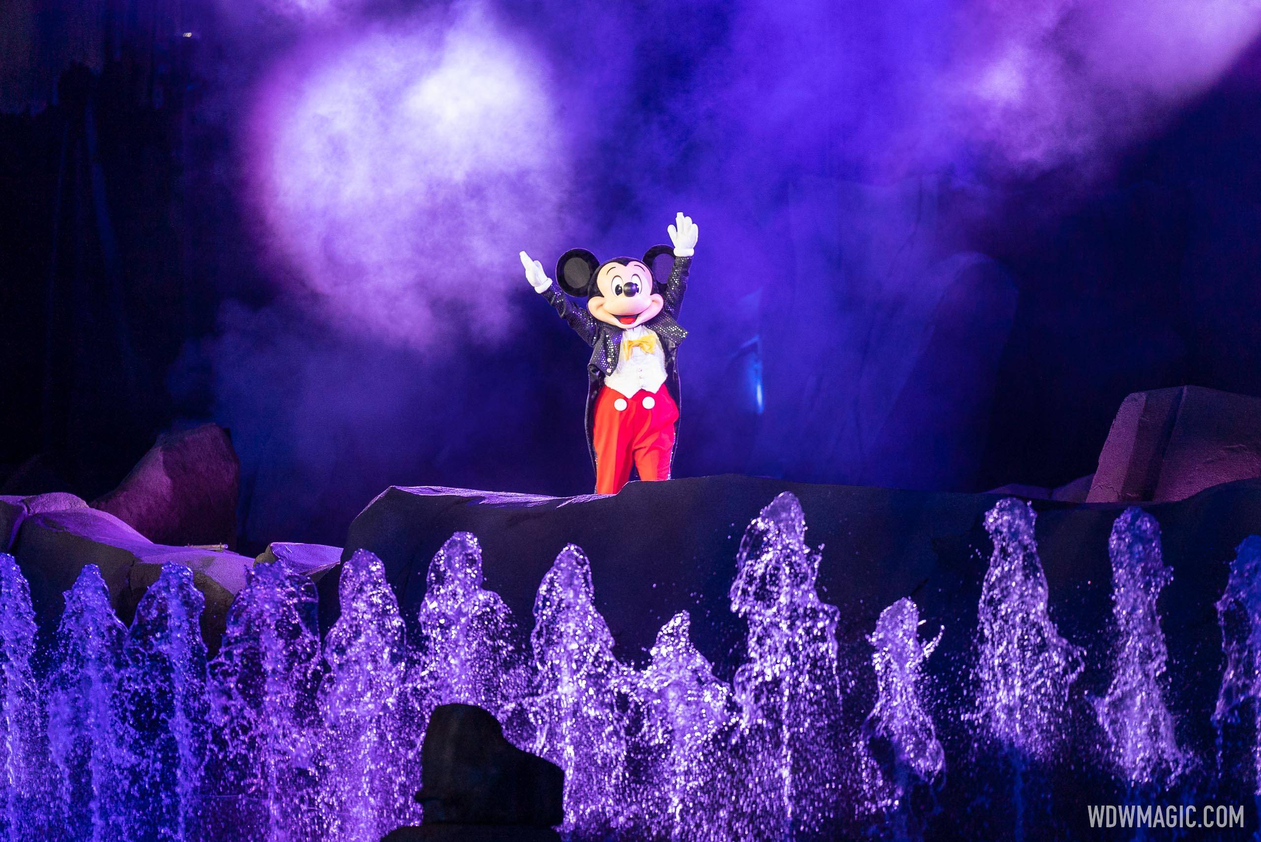 Details released for using the Disney Dining Plan with Fantasmic! Dining Packages