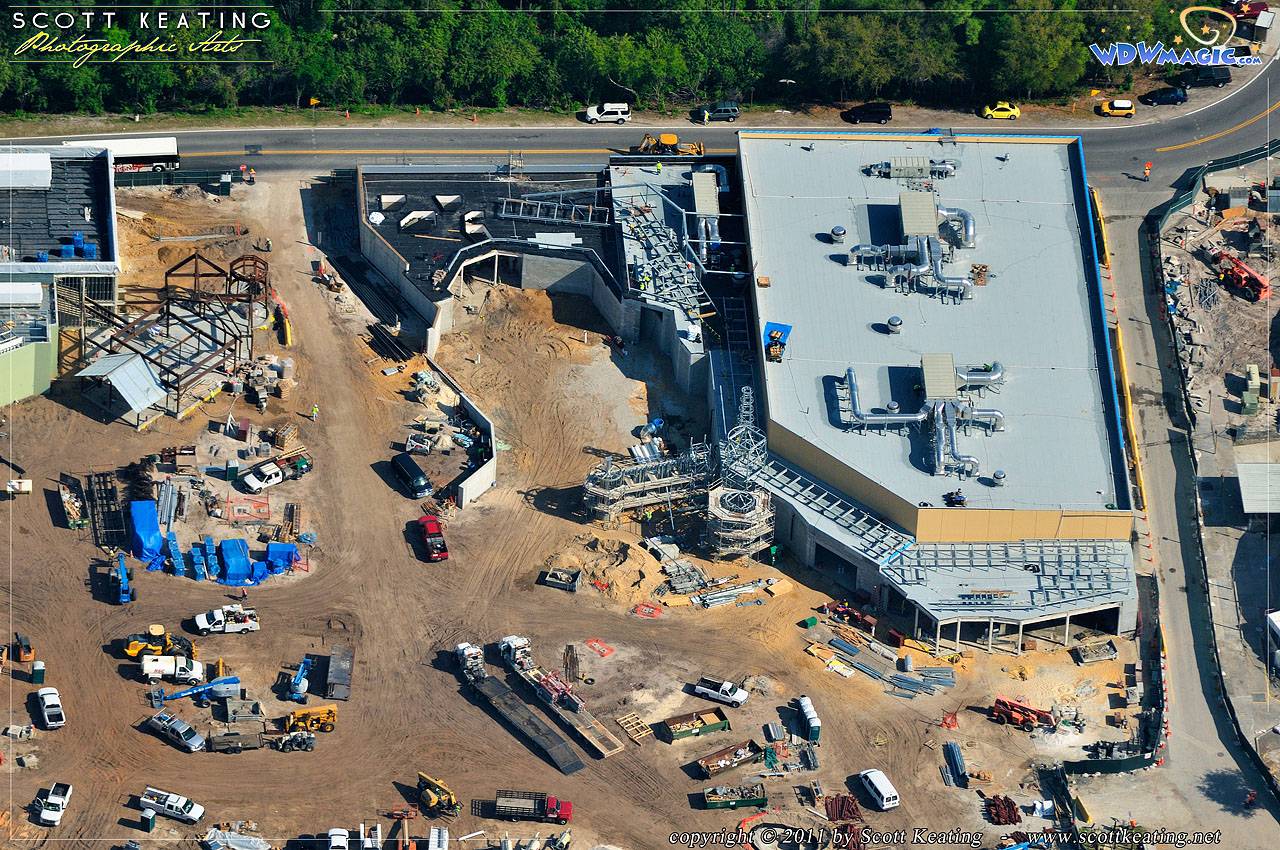 PHOTOS - New closeup aerial views of the Fantasyland construction site