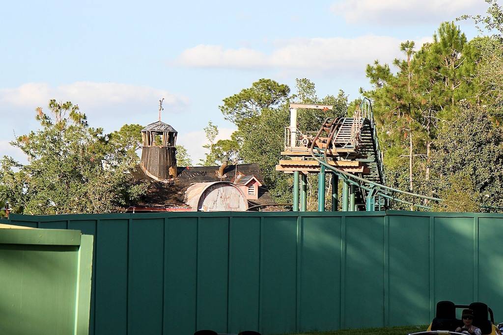 PHOTO - Work well underway in transforming The Barnstormer into the new Great Goofini coaster