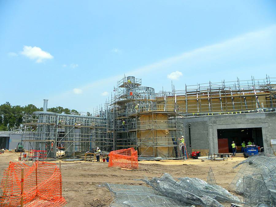 PHOTO - The Little Mermaid show building from inside the construction zone