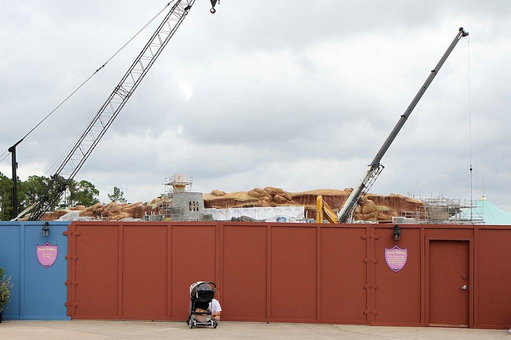 PHOTOS - Latest look at the Fantasyland construction site