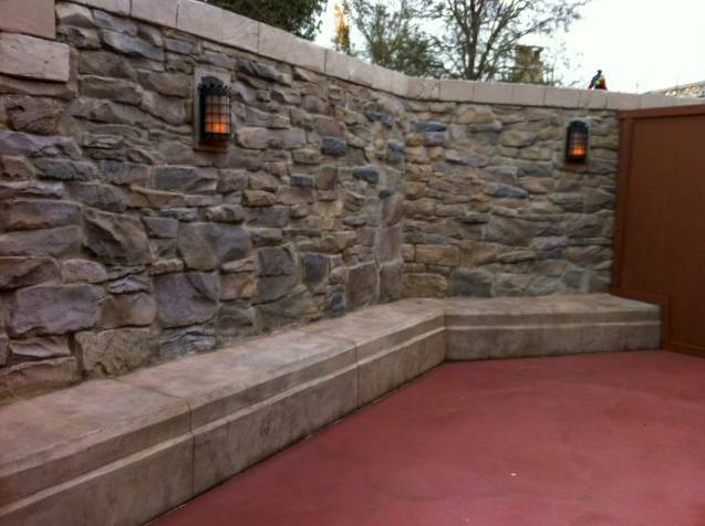PHOTO - First section of the new Fantasyland castle wall unveiled