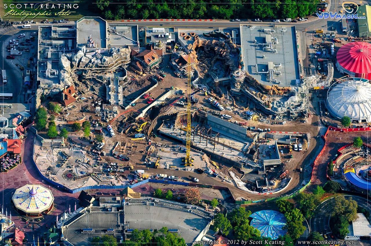 PHOTOS - Aerial view of the Fantasyland construction site - coaster steel is rising