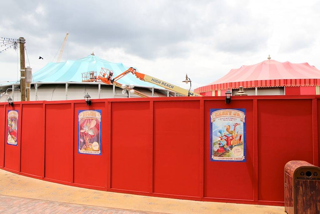 PHOTOS - Second Fantasyland big top gets color and Casey Jr Roundhouse takes shape