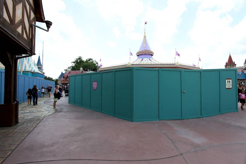 Walls up near to the former Snow White Scary Adventures