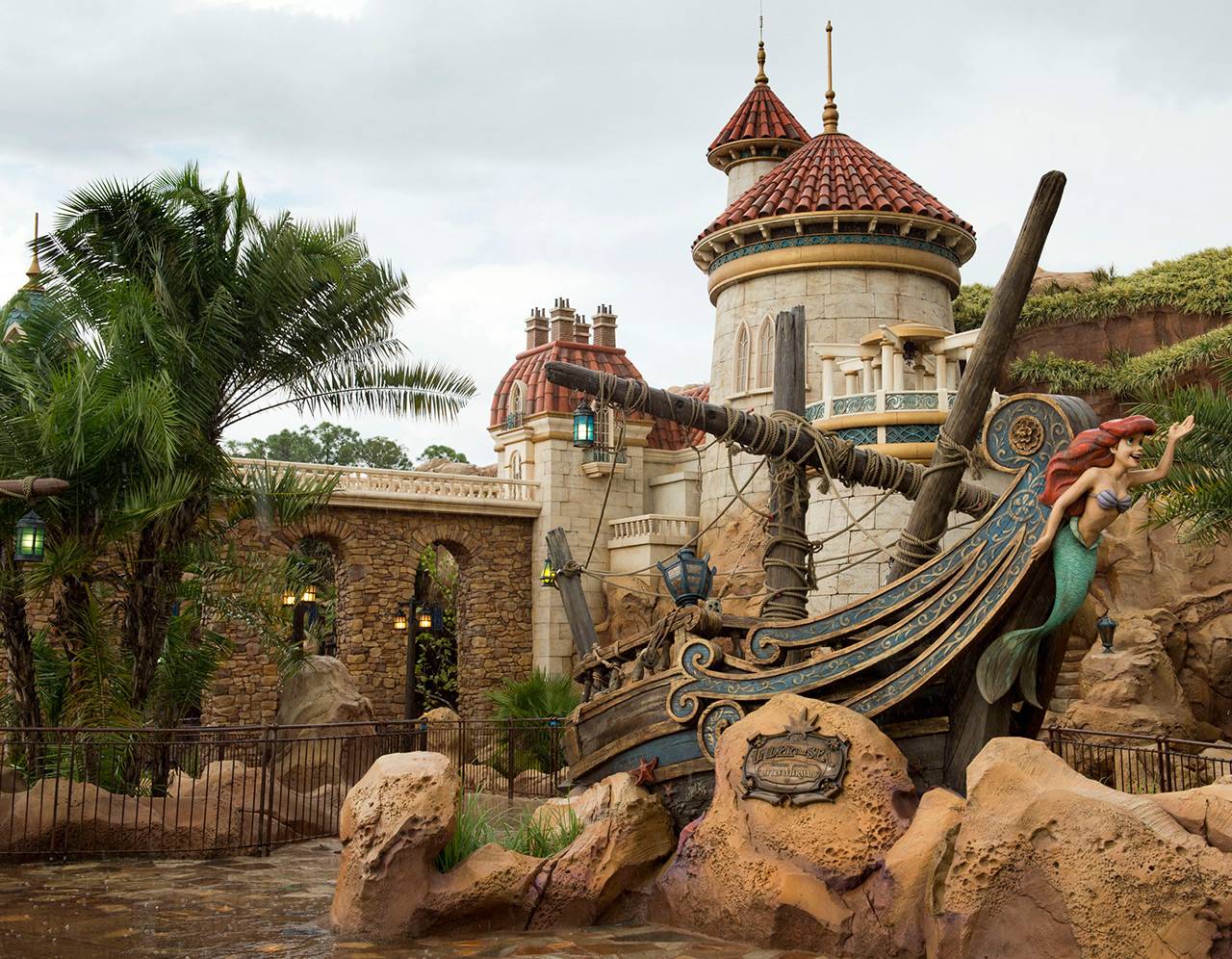 PHOTOS - Disney release new images of new Fantasyland