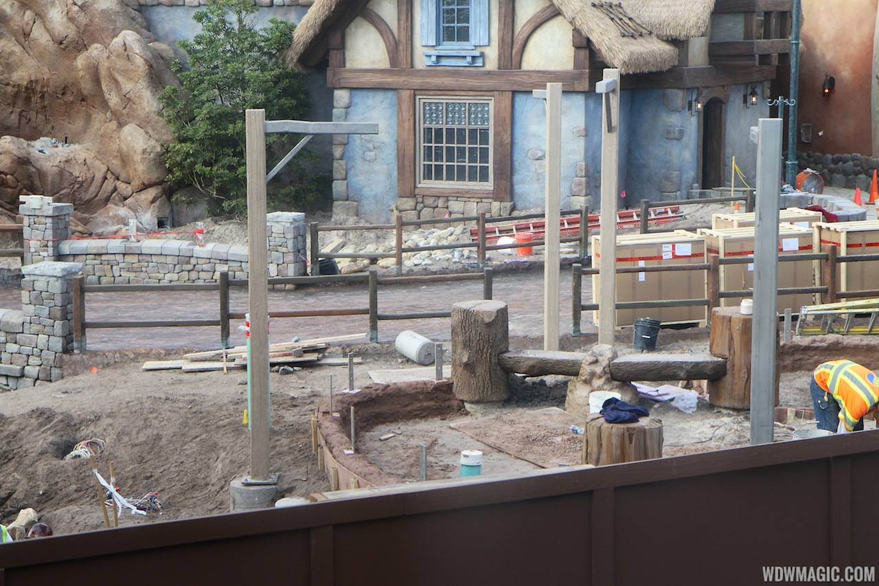 PHOTOS - Tangled themed restroom area in Fantasyland set to open soon