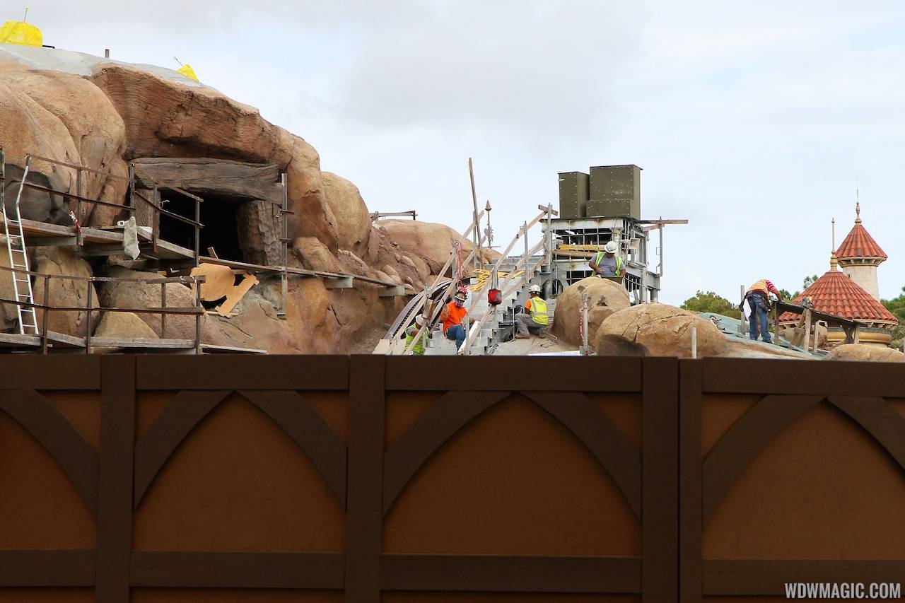 PHOTOS - Latest look at the Seven Dwarfs Mine Train construction