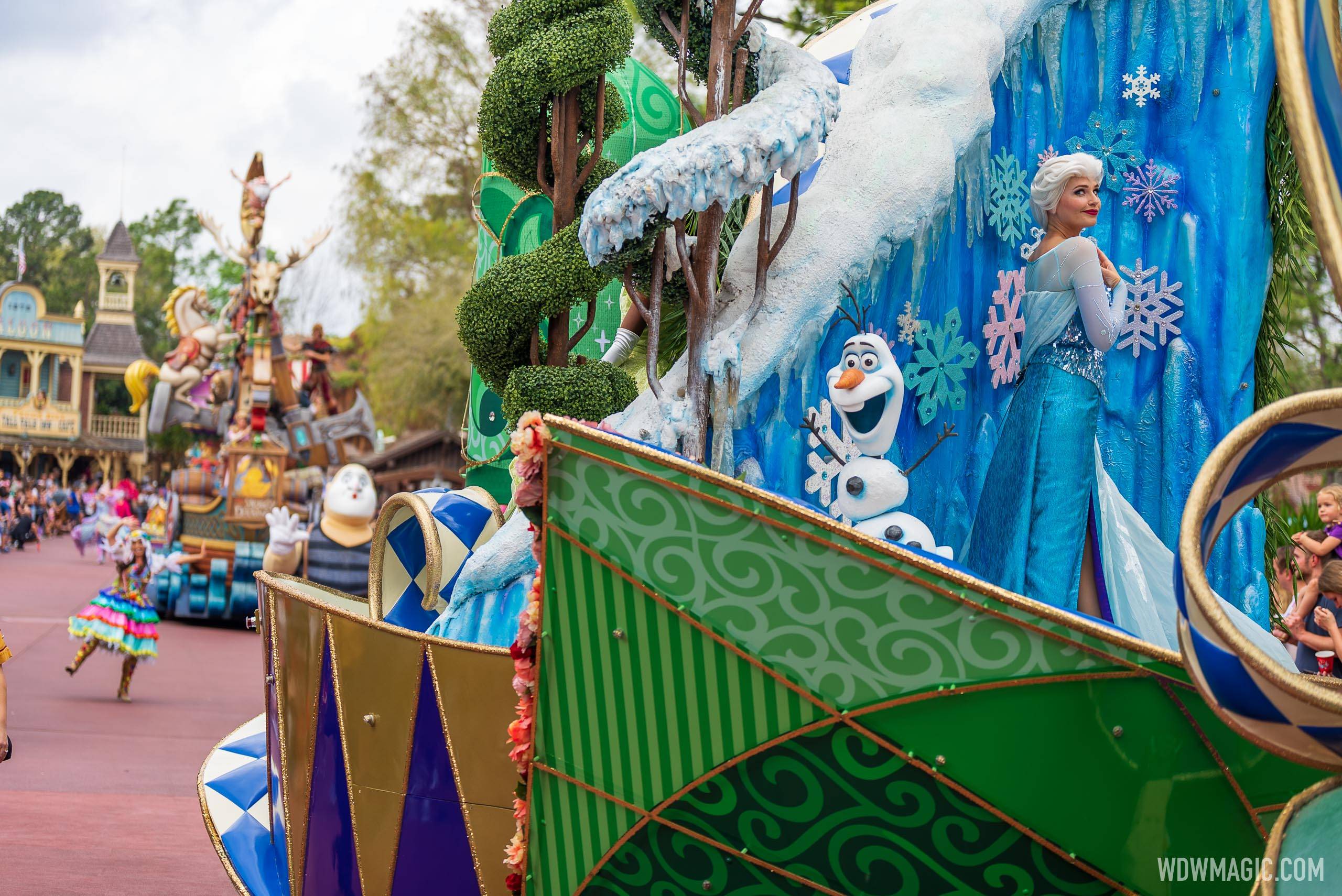 Disney Festival Of Fantasy Parade Returns March 9 22 Photo 3 Of 45