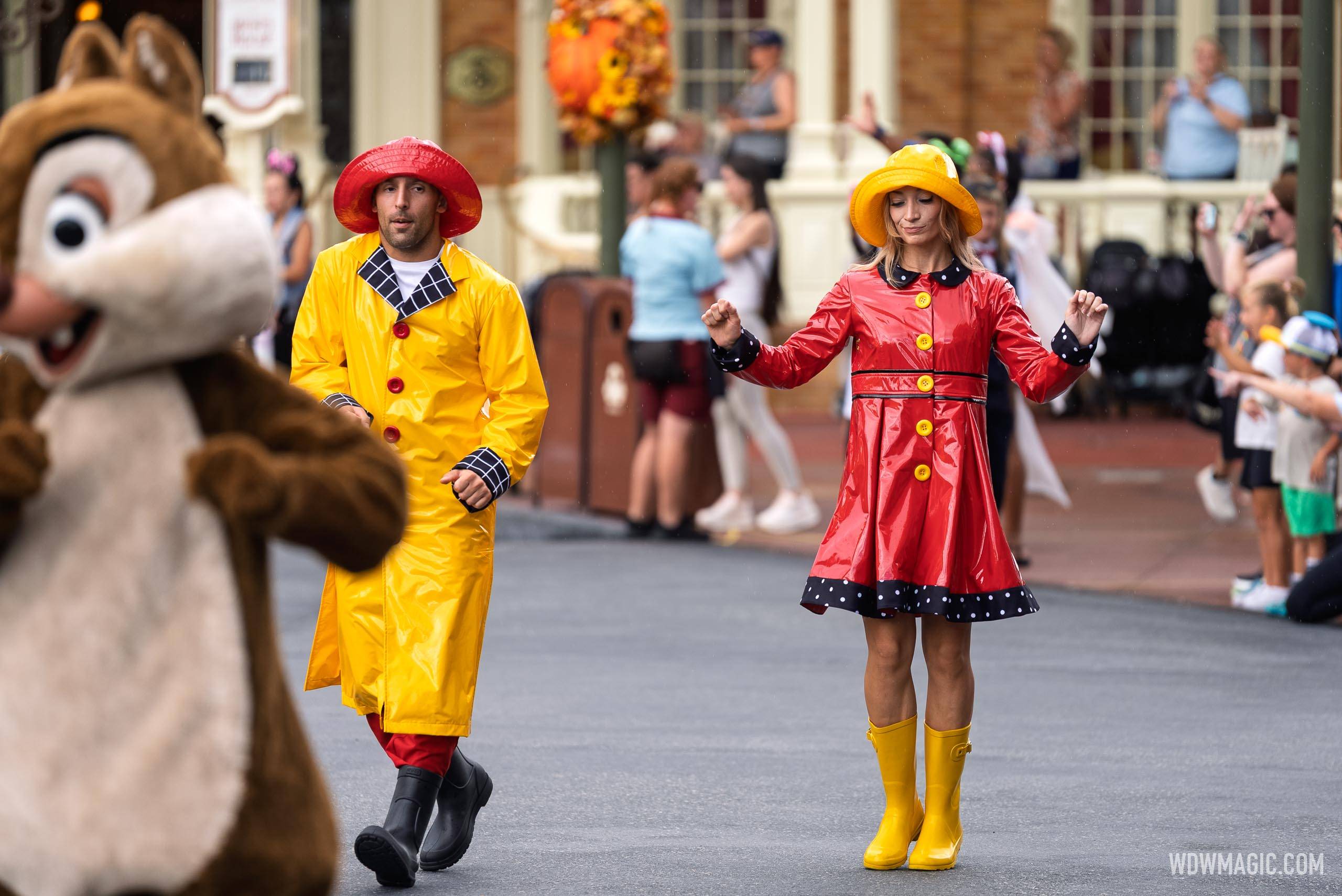 Magic Kingdom Rainy Day Cavalcade - photo 4 of 18