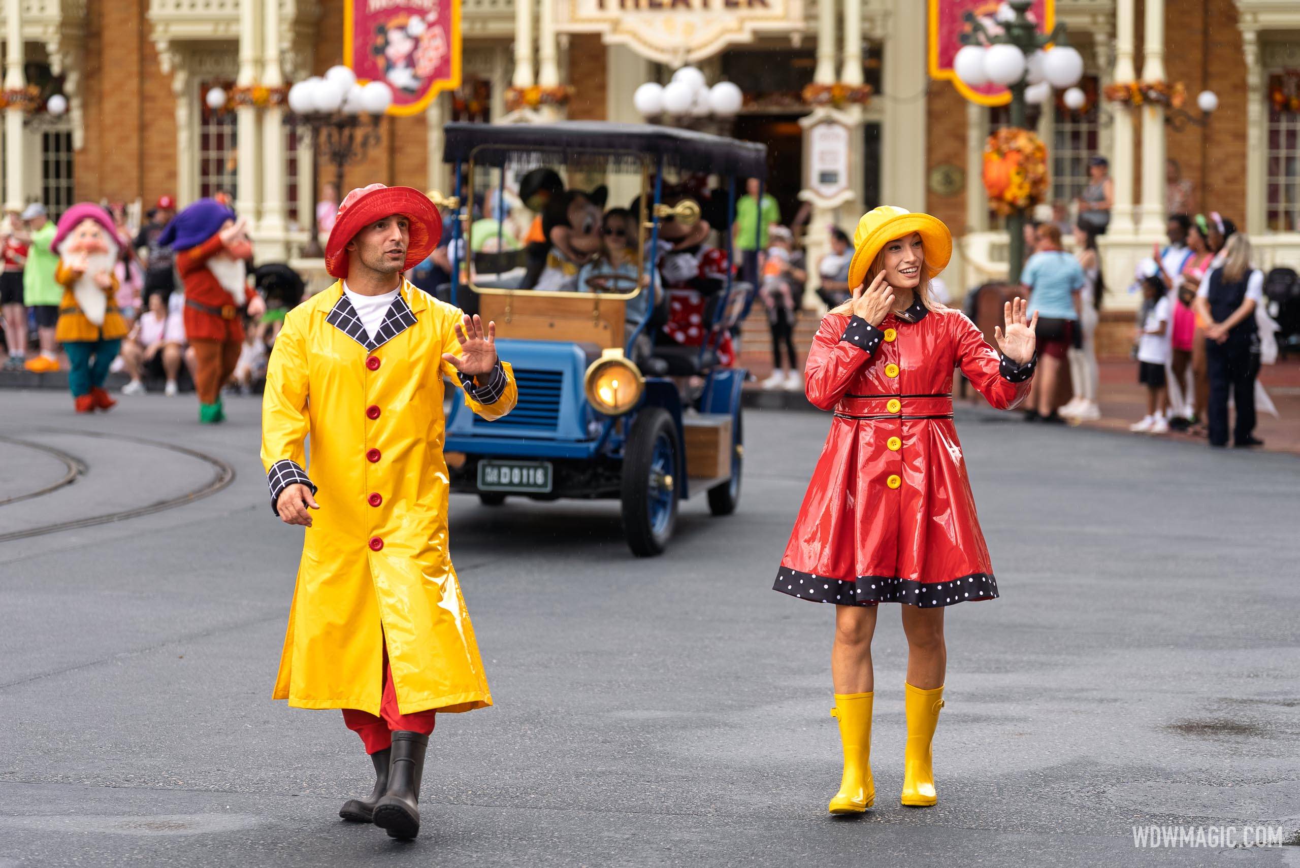 Magic Kingdom Rainy Day Cavalcade - photo 5 of 18