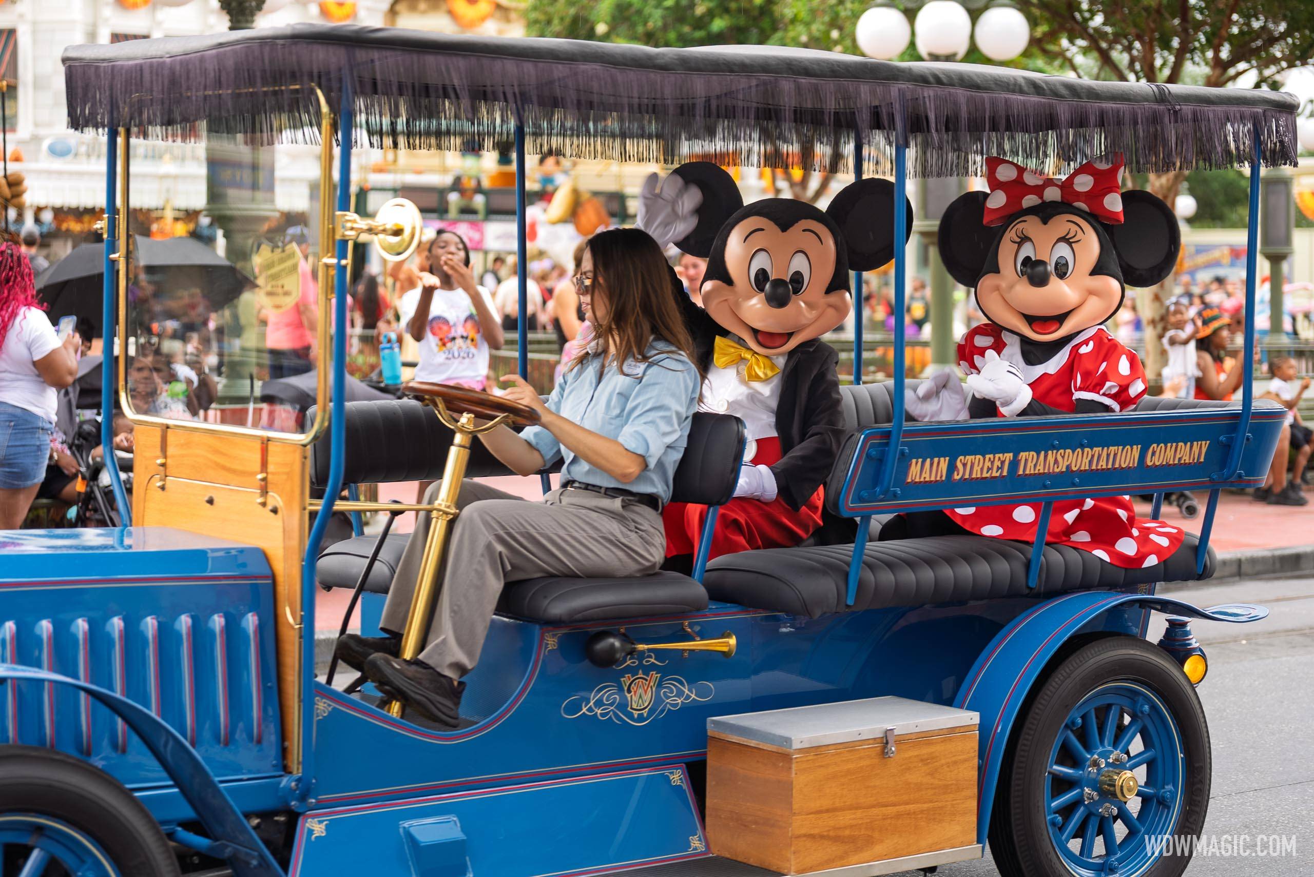 Magic Kingdom Rainy Day Cavalcade - photo 8 of 18