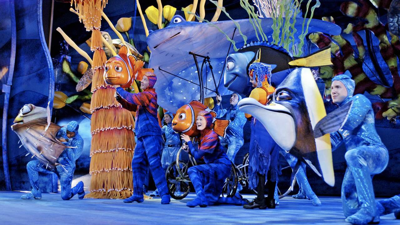 Backstage video and clips from Finding Nemo - The Musical
