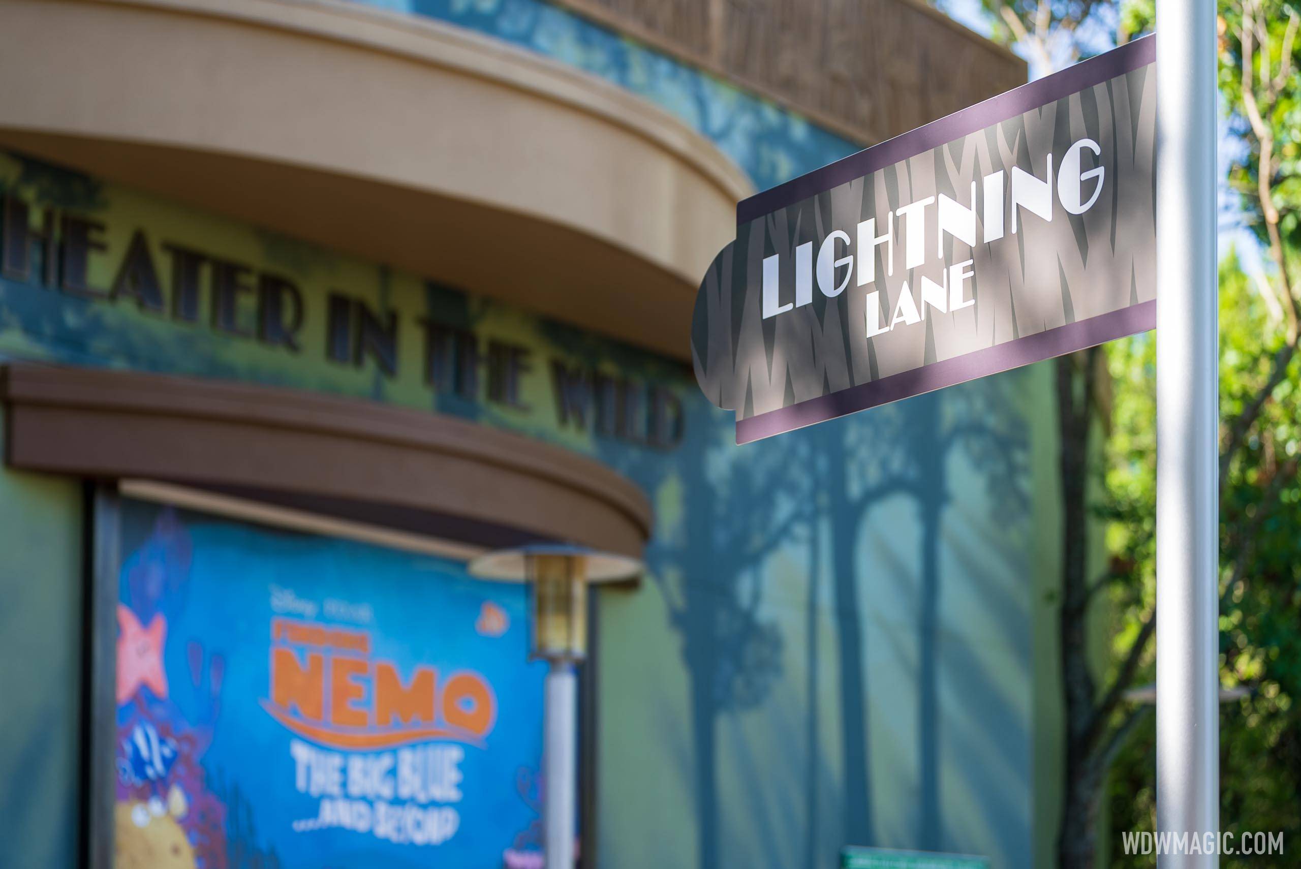 Lightning Lane signage at Theater in the Wild