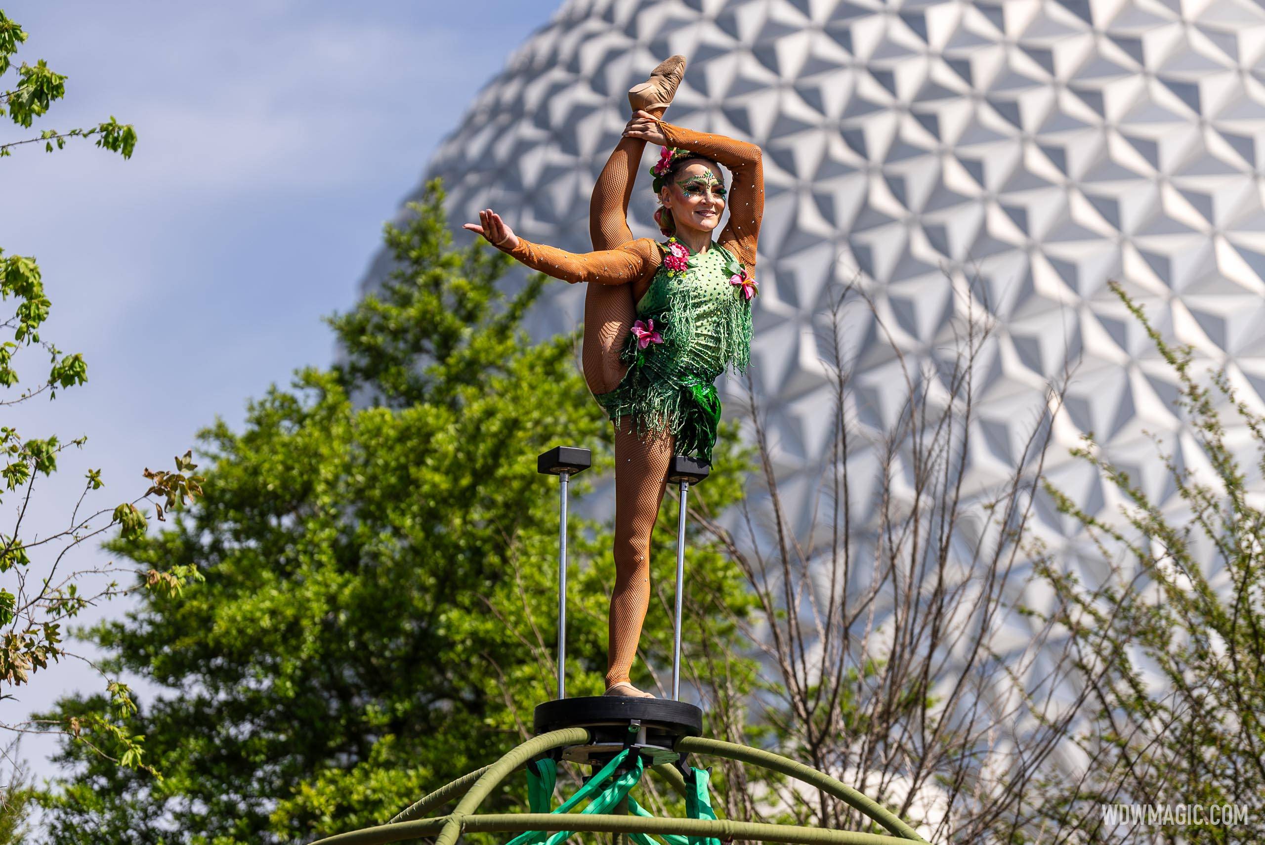 New 'Forces of Nature' acrobatic show debuts at EPCOT