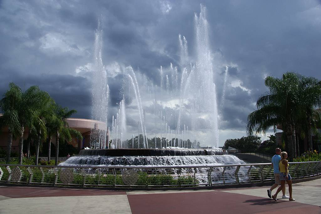 Fountain of Nations gets Spaceship Earth inspired details