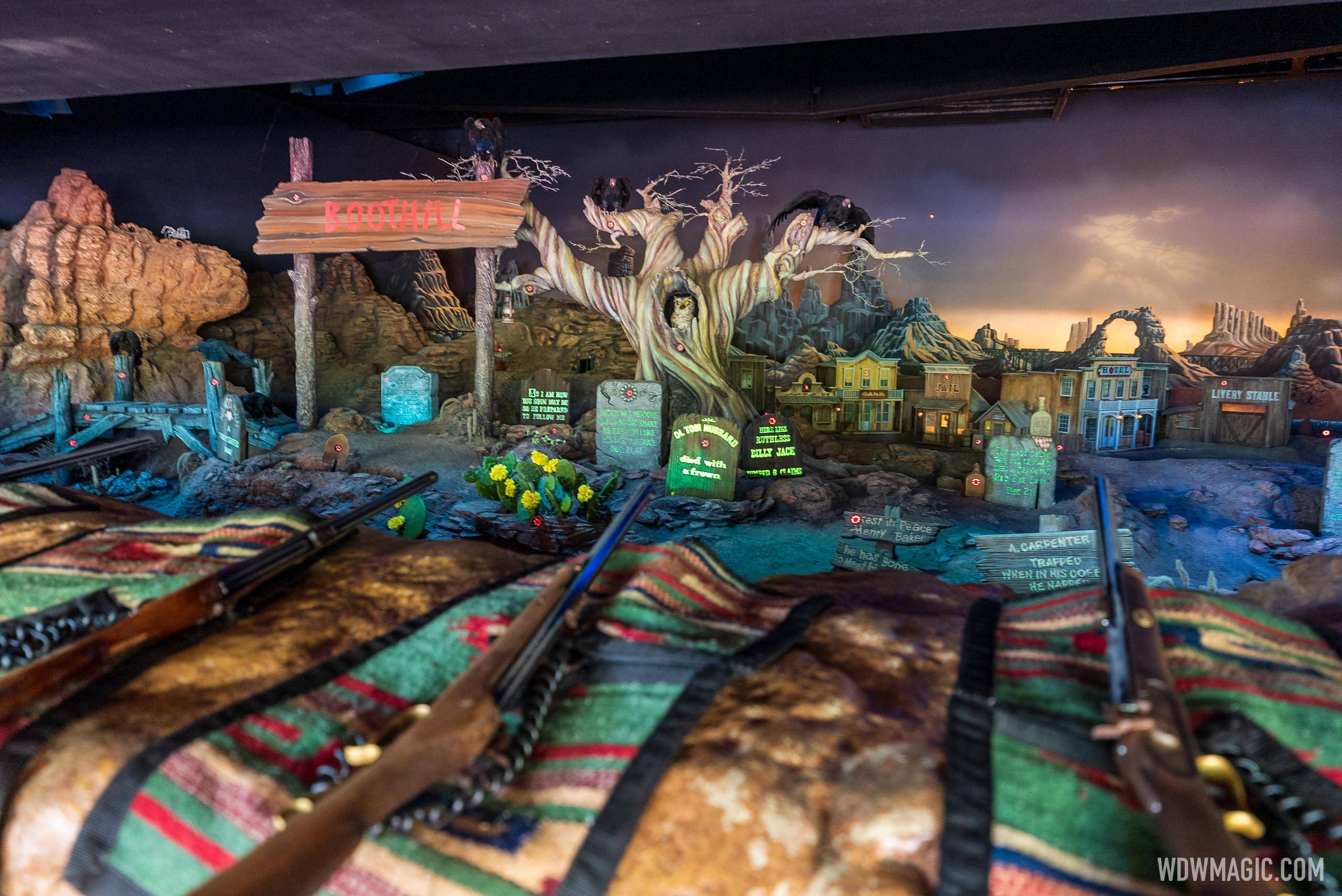 Frontierland Shootin' Arcade free play - Photo 3 of 6