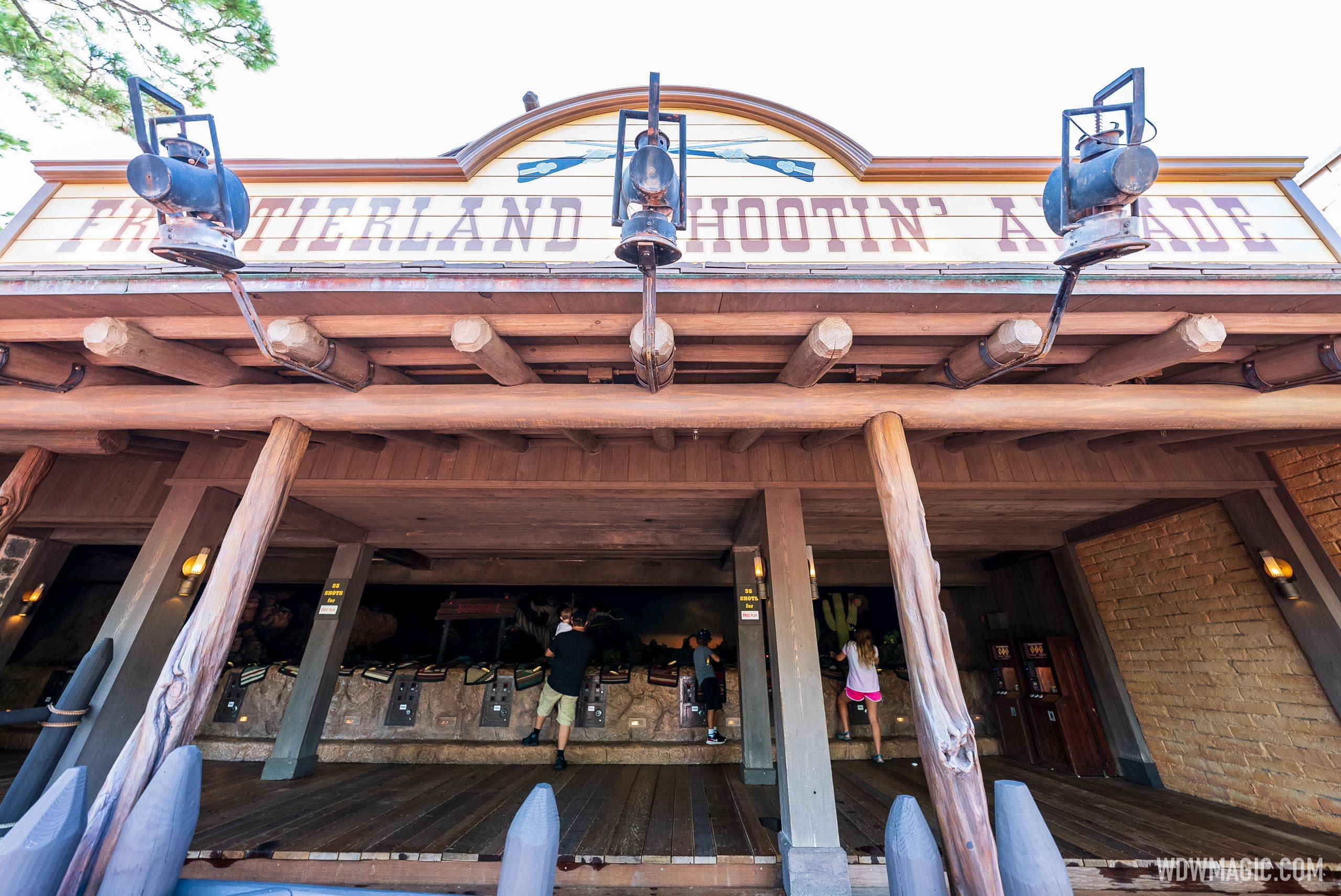 Frontierland Shootin' Arcade free play - Photo 3 of 6