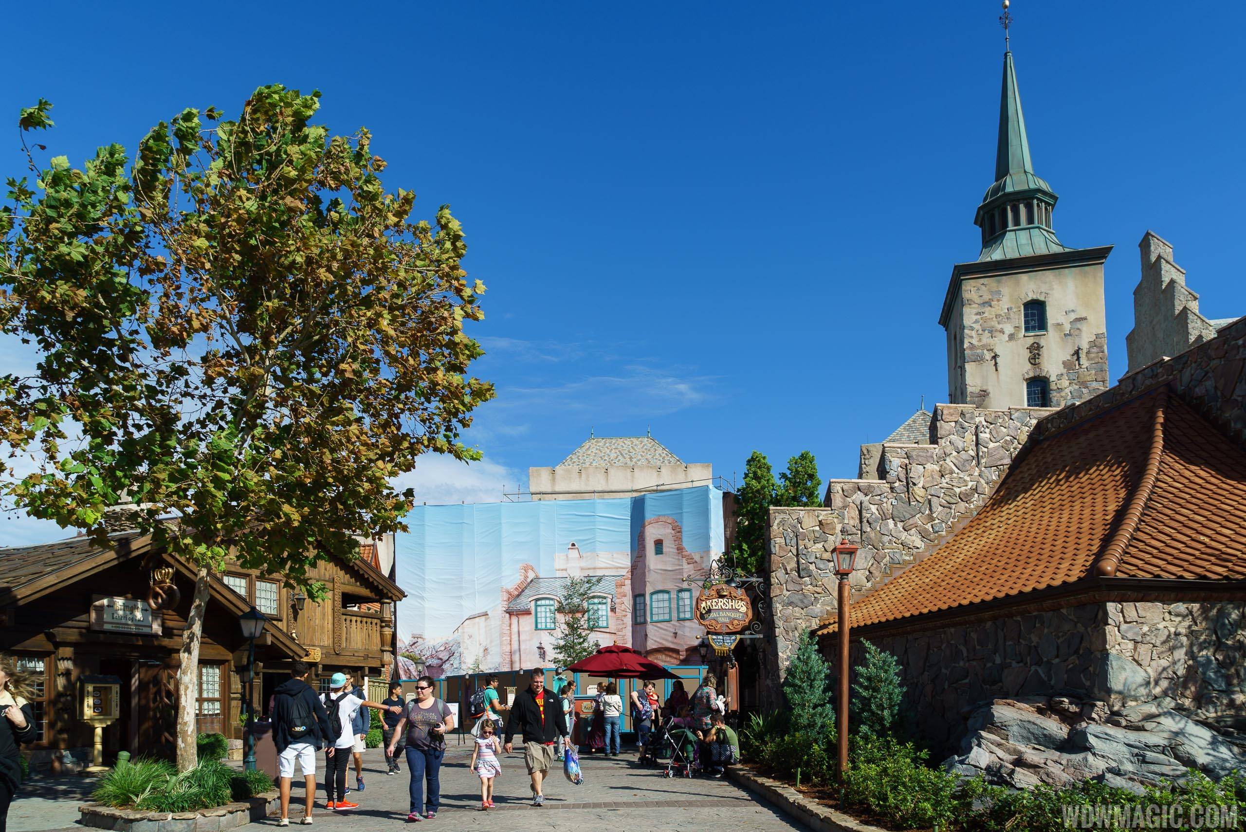 Frozen Ever After and Royal Sommerhus construction