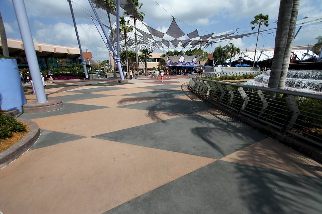 PHOTOS - Innoventions Plaza repaving update