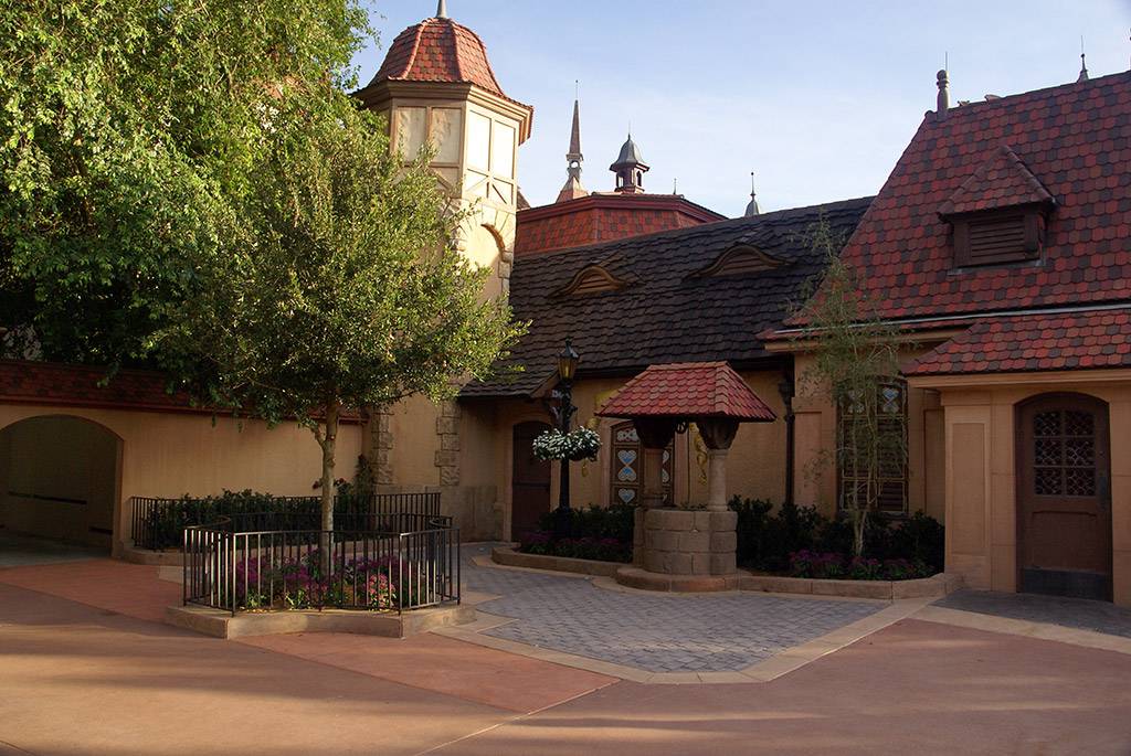 Snow White meet and greet construction at the Germany pavilion now complete