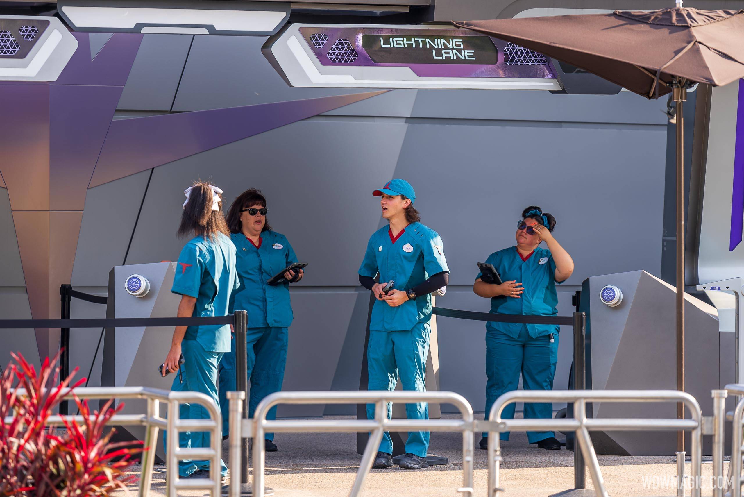 Guardians of the Galaxy Cosmic Rewind Virtual Queue and Lightning Lane signs
