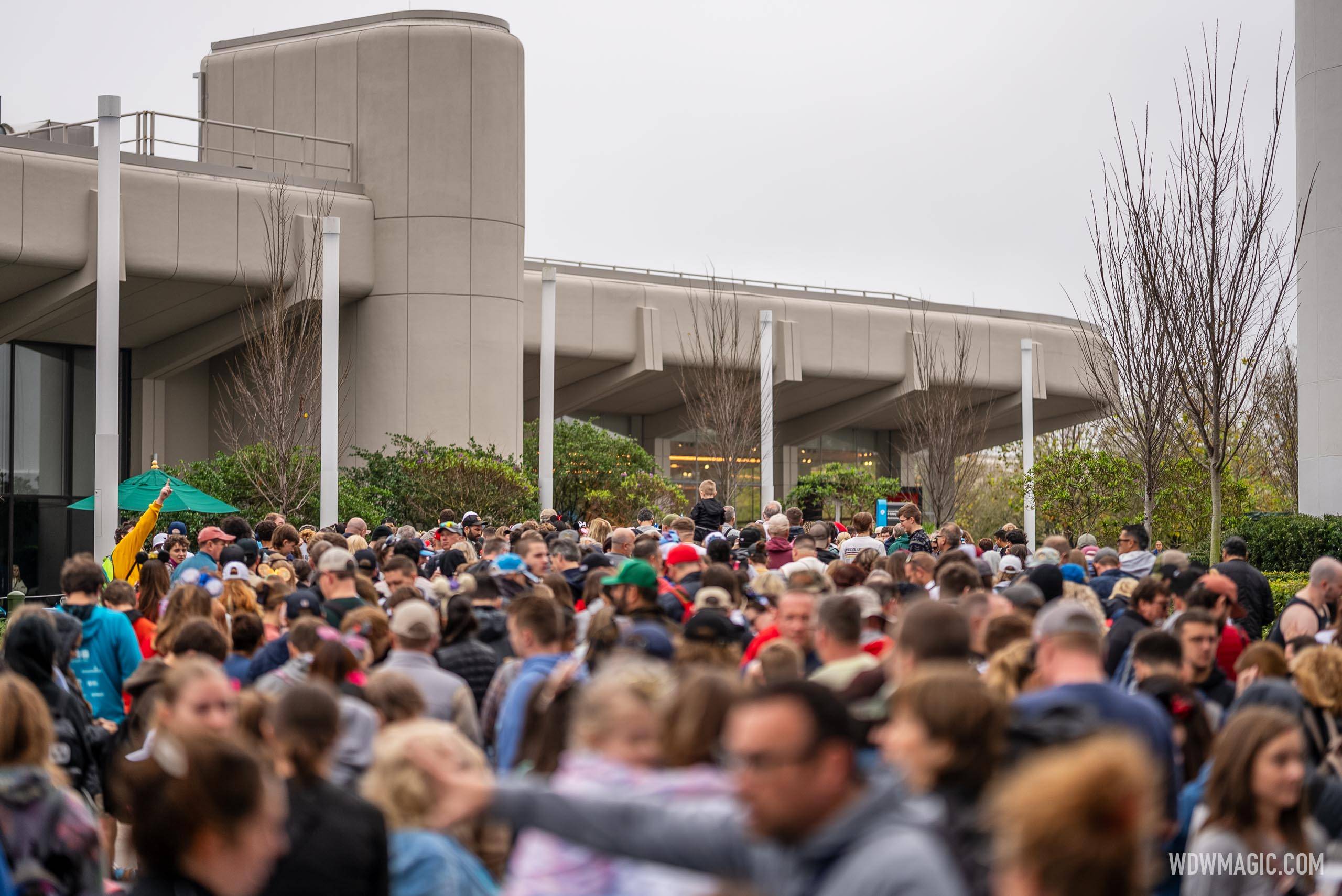 Guardians of the Galaxy Cosmic Rewind Standby Line Opening