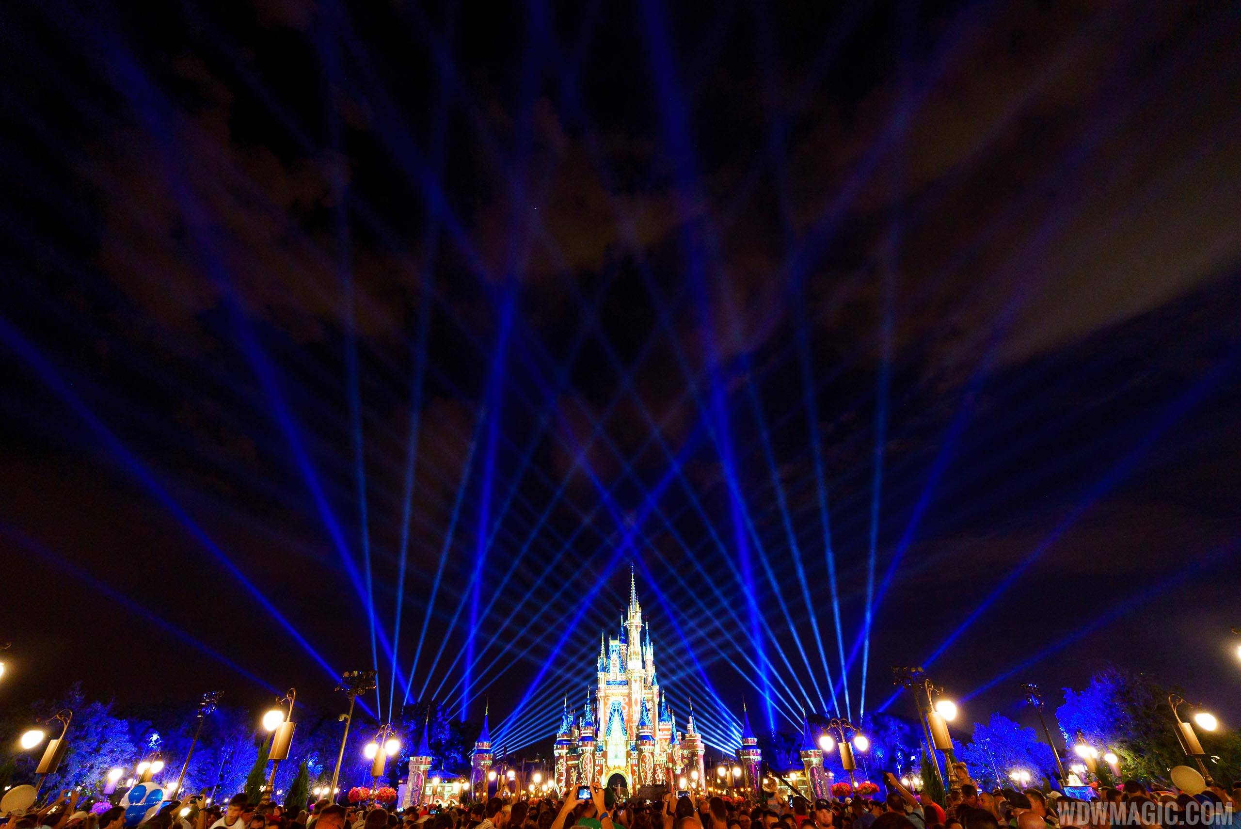 VIDEO - Happily Ever After debuts at the Magic Kingdom