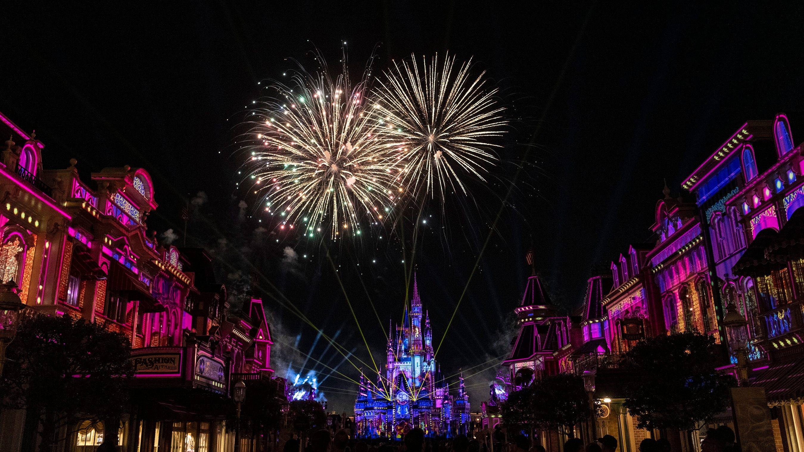 A look at the new Main Street U.S.A. projections added to Magic Kingdom's Happily Ever After firework spectacular
