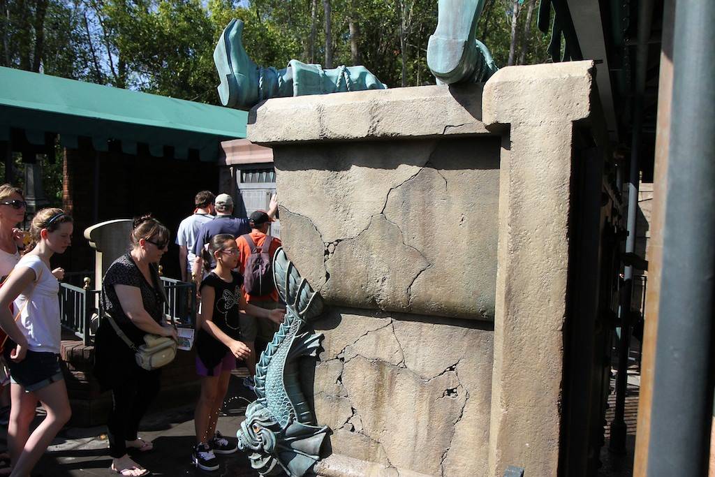 PHOTOS - New interactive Haunted Mansion queue opens for guest previews this afternoon