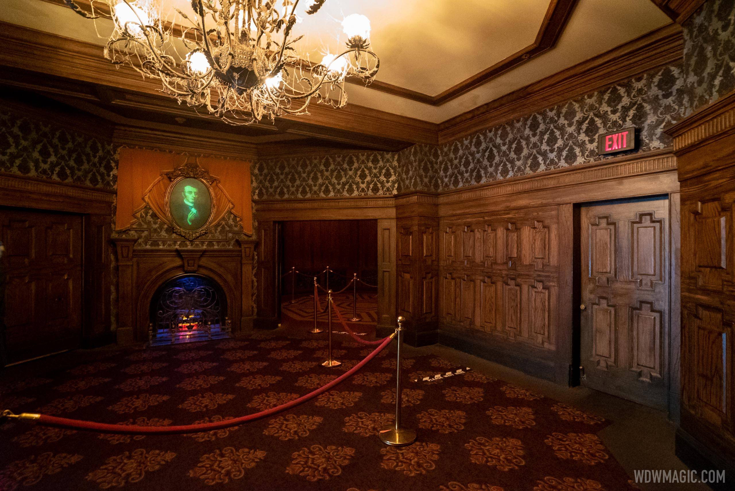 Haunted Mansion with stretch room bypass