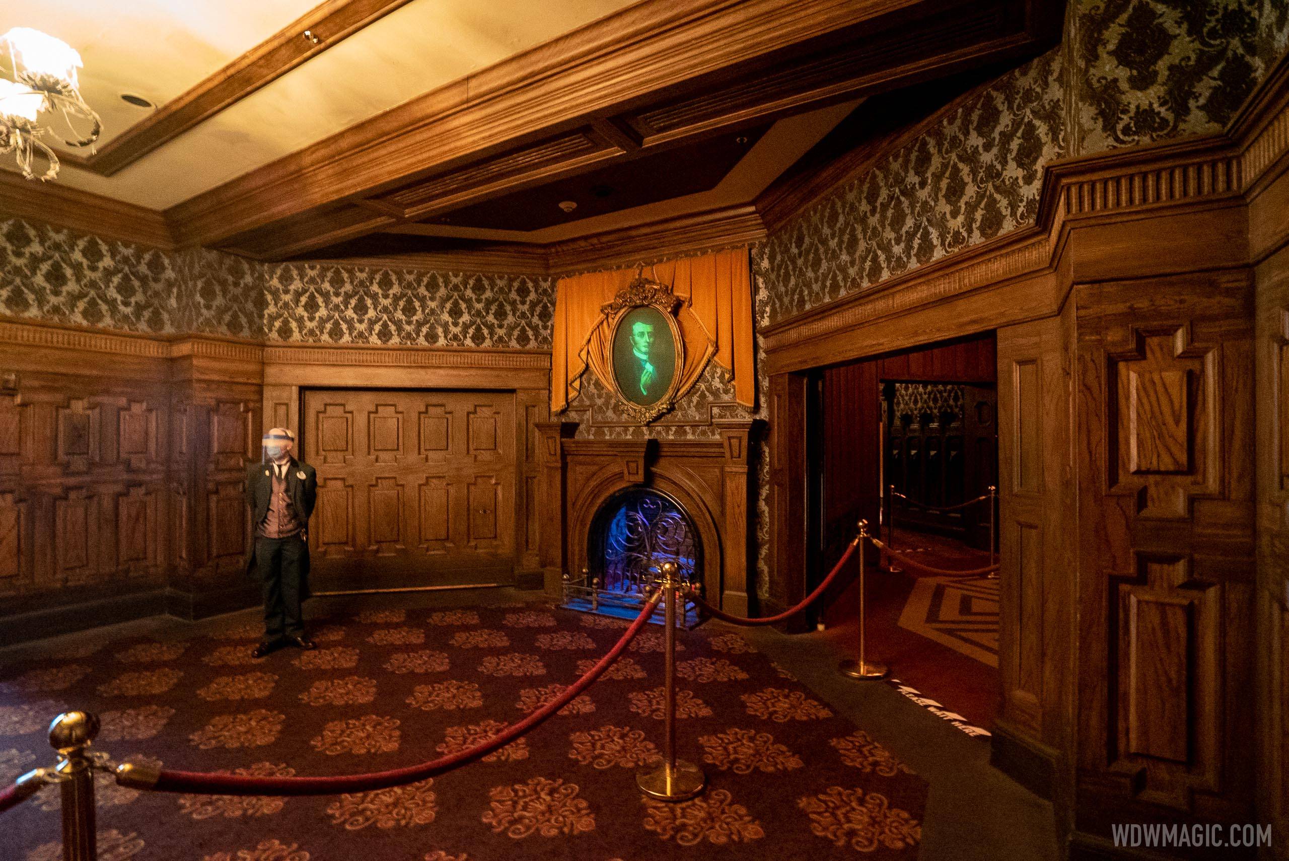 Haunted Mansion with stretch room bypass