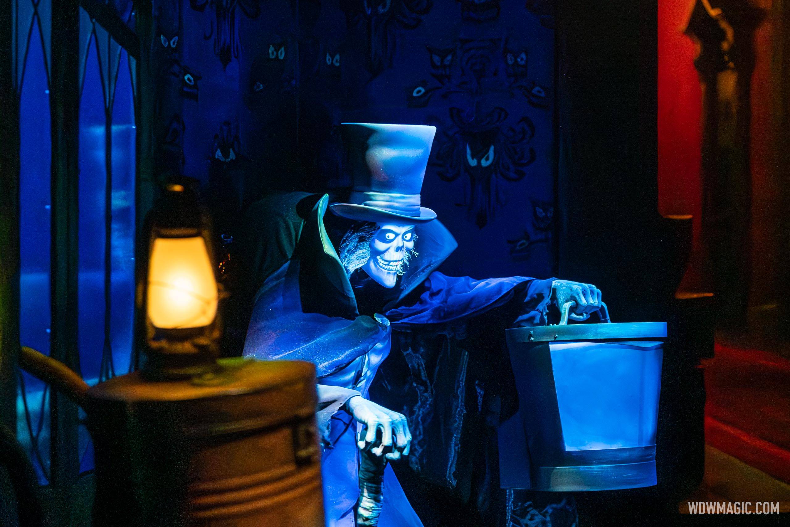 Hatbox Ghost at Magic Kingdom Haunted Mansion