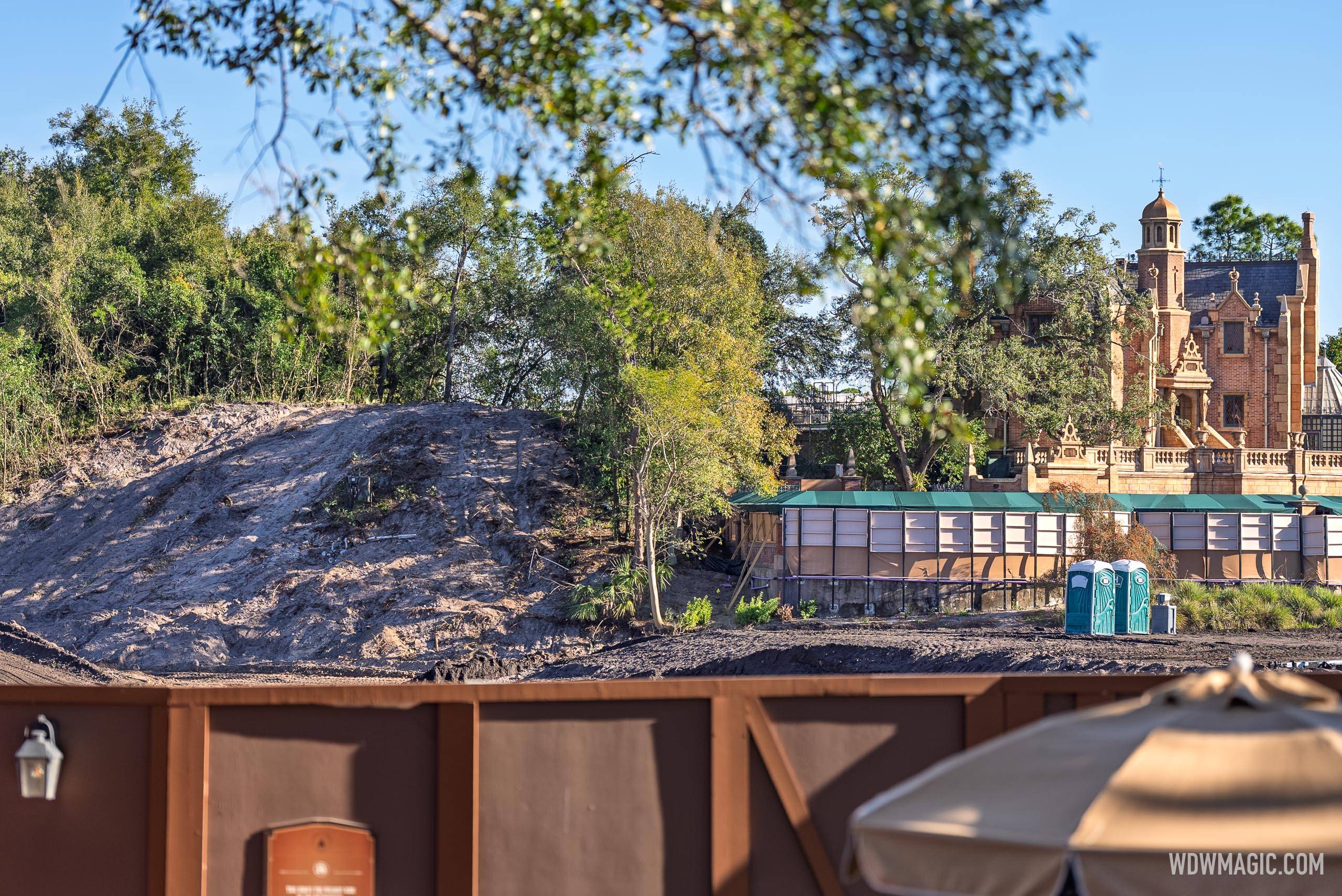 Haunted Mansion Exterior Refurbishment - January 20, 2026