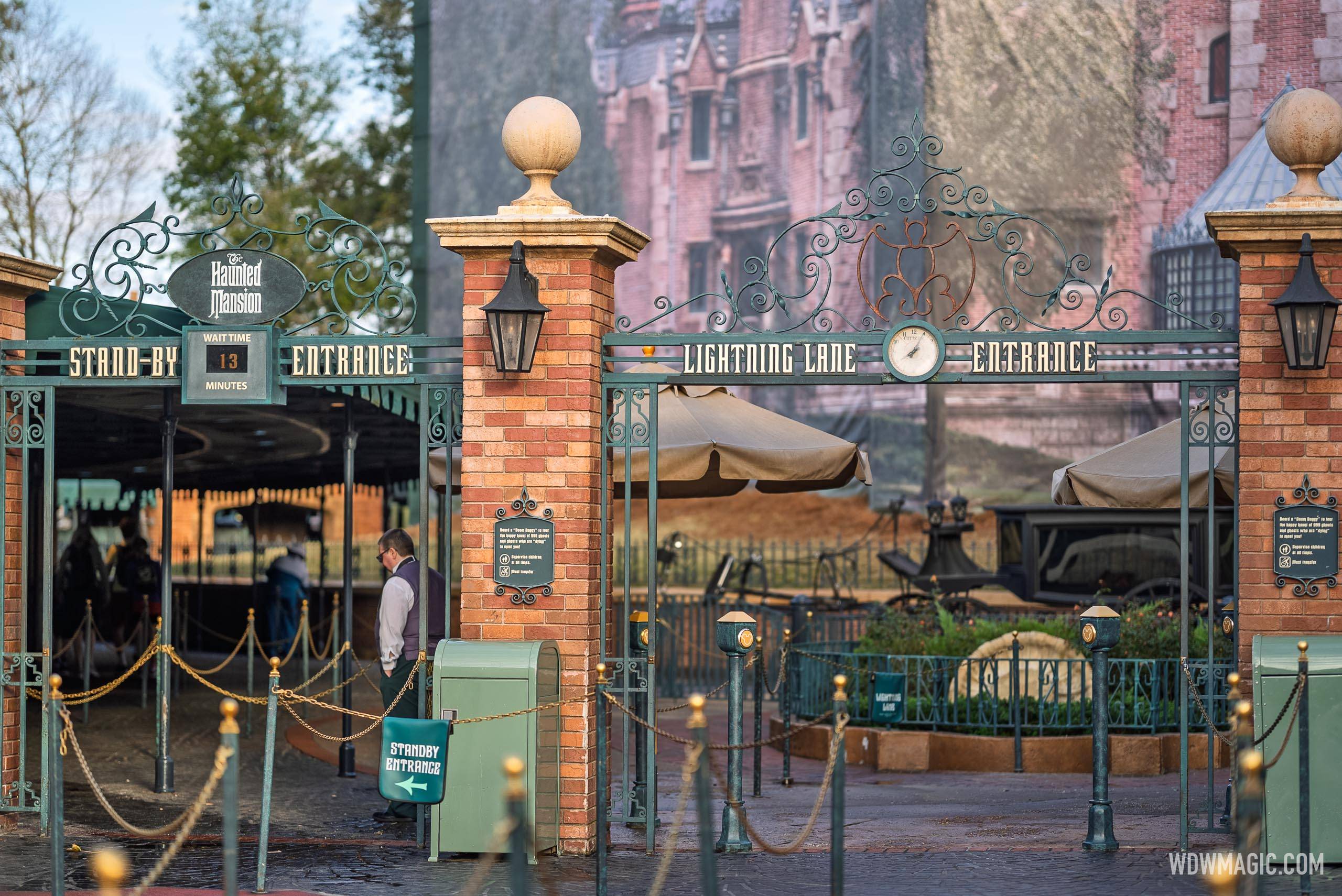 Haunted Mansion Photo Wrap Complete With Caretaker Detail