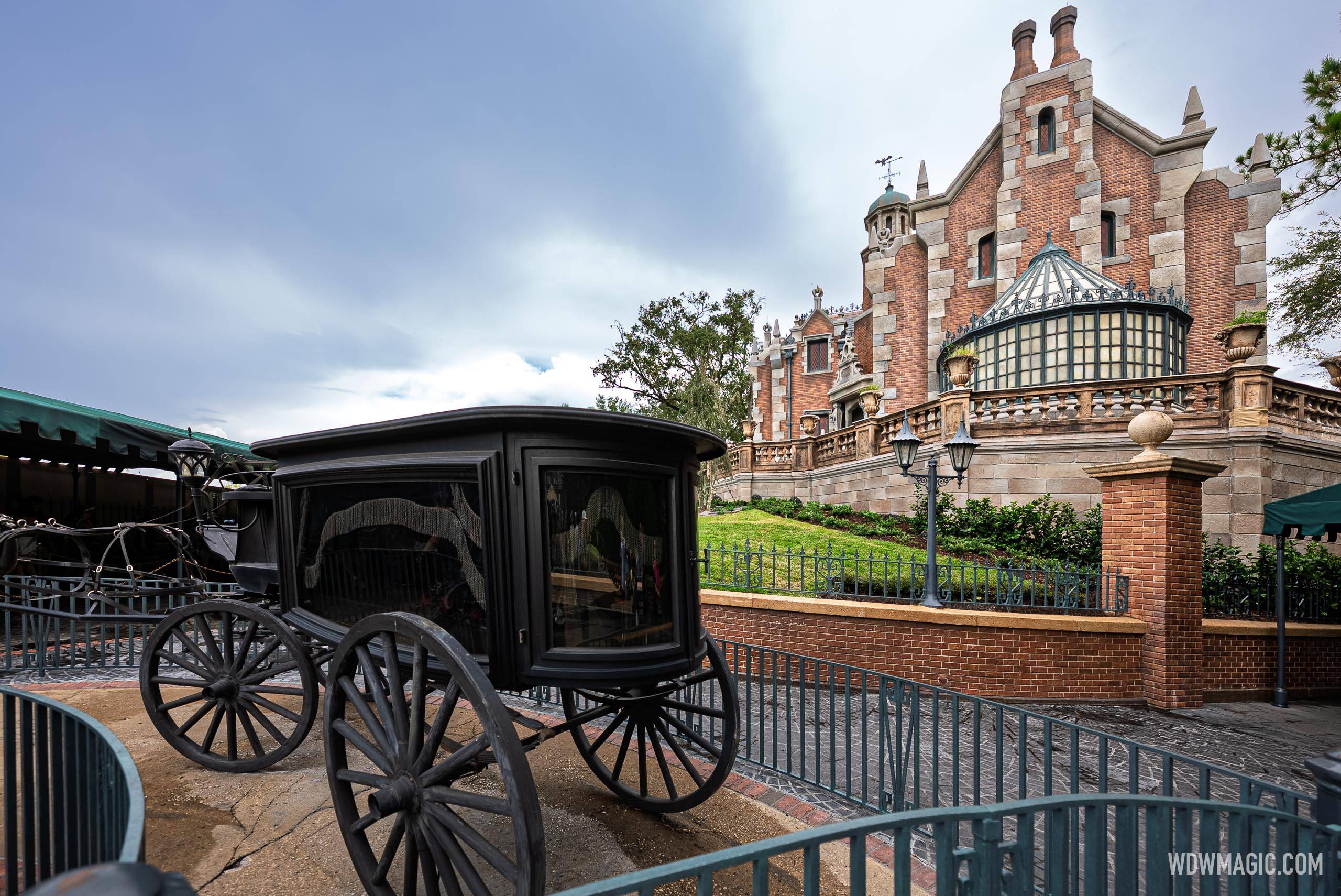 Haunted Mansion Completed Exterior Refurbishment at Magic Kingdom - photo 5 of 7