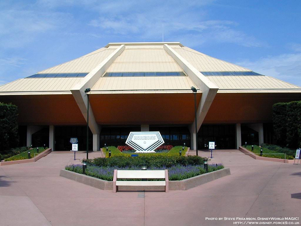 Photo update on the exterior of Horizons