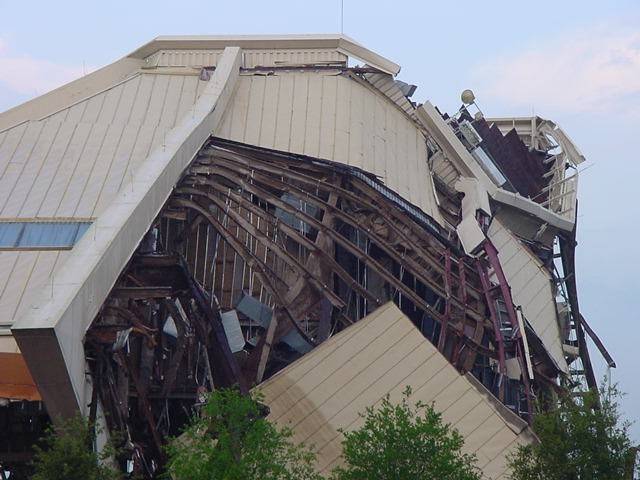 Latest Horizons demolition photos