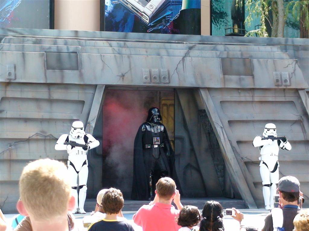 Star Tours Jedi Training Academy stage up and running