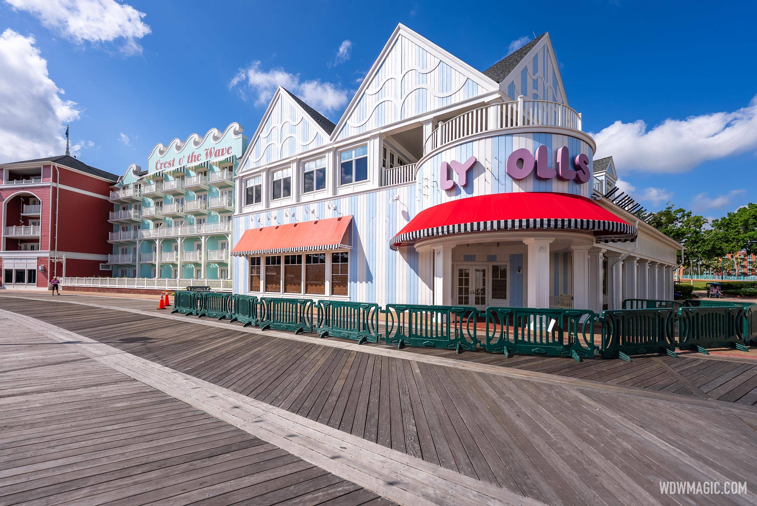 Jellyrolls Signage Removal - April 23, 2025