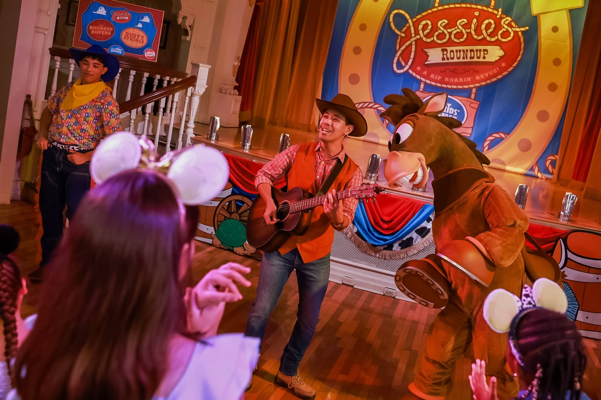 Jessie's Roundup: A Rip-Roarin' Revue overview