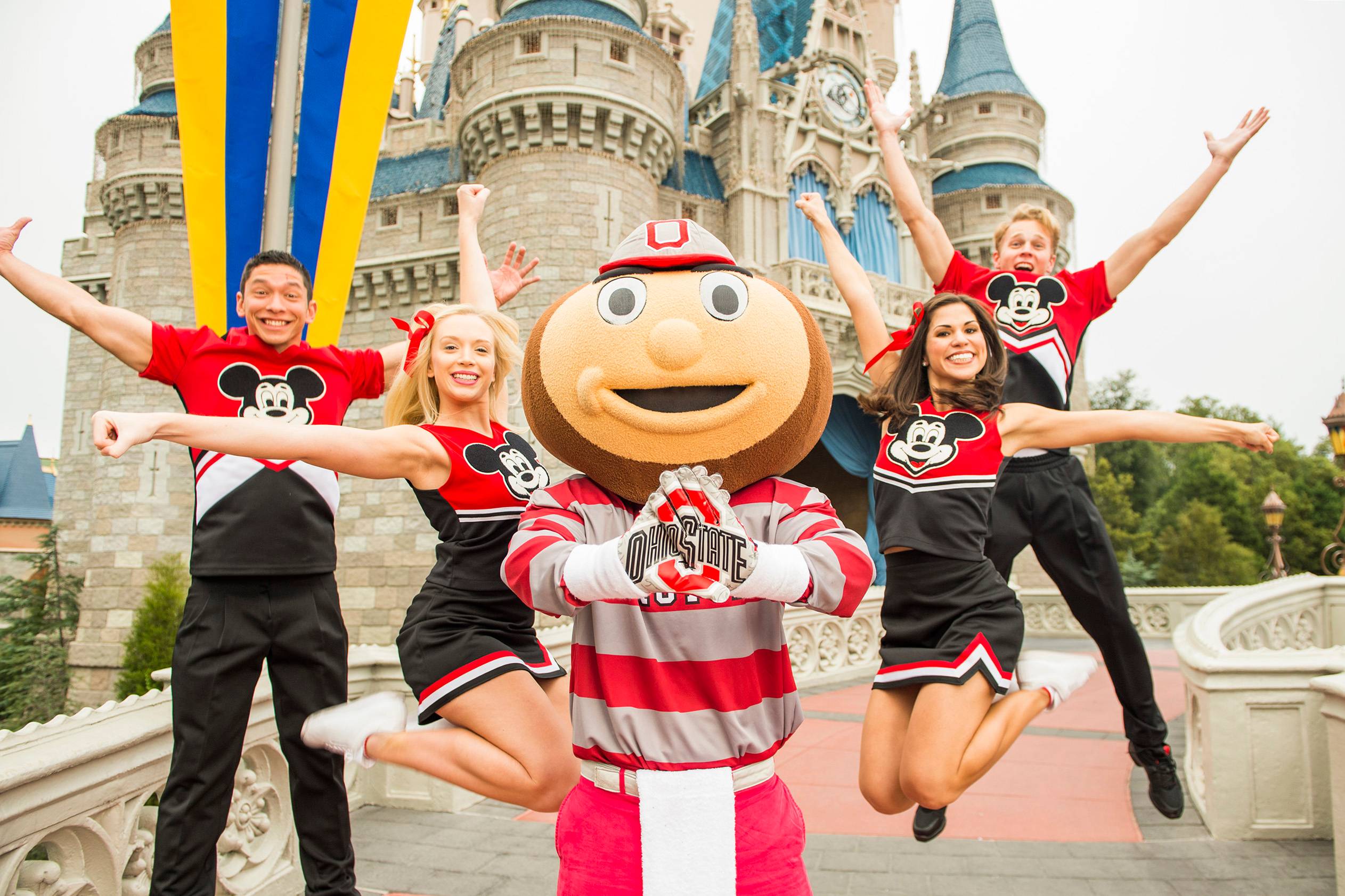 PHOTO - Ohio State University mascot Brutus Buckeye visits the Magic Kingdom