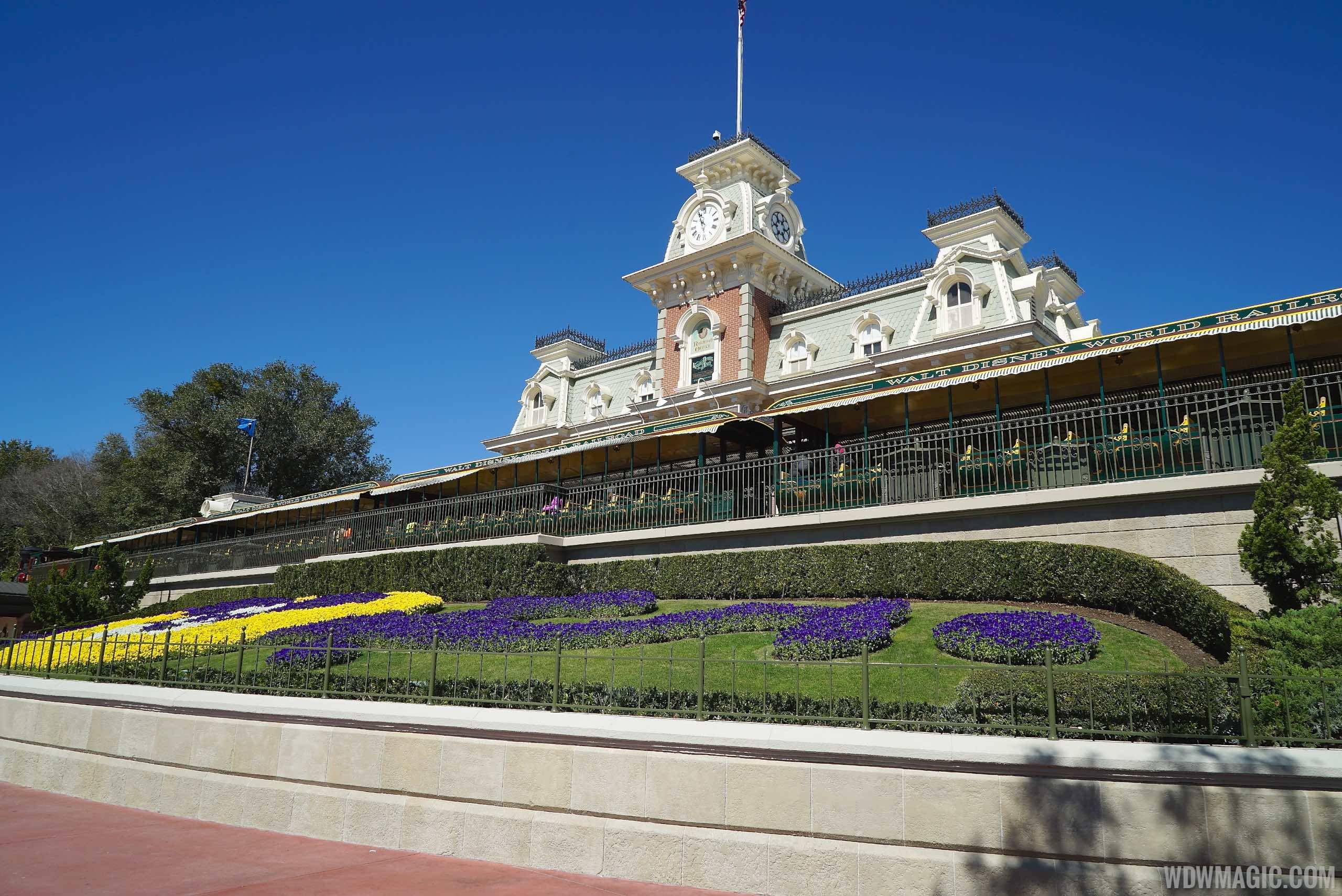 PHOTOS - New railings installed in-front of the Main Street Station at the Magic Kingdom's main entrance