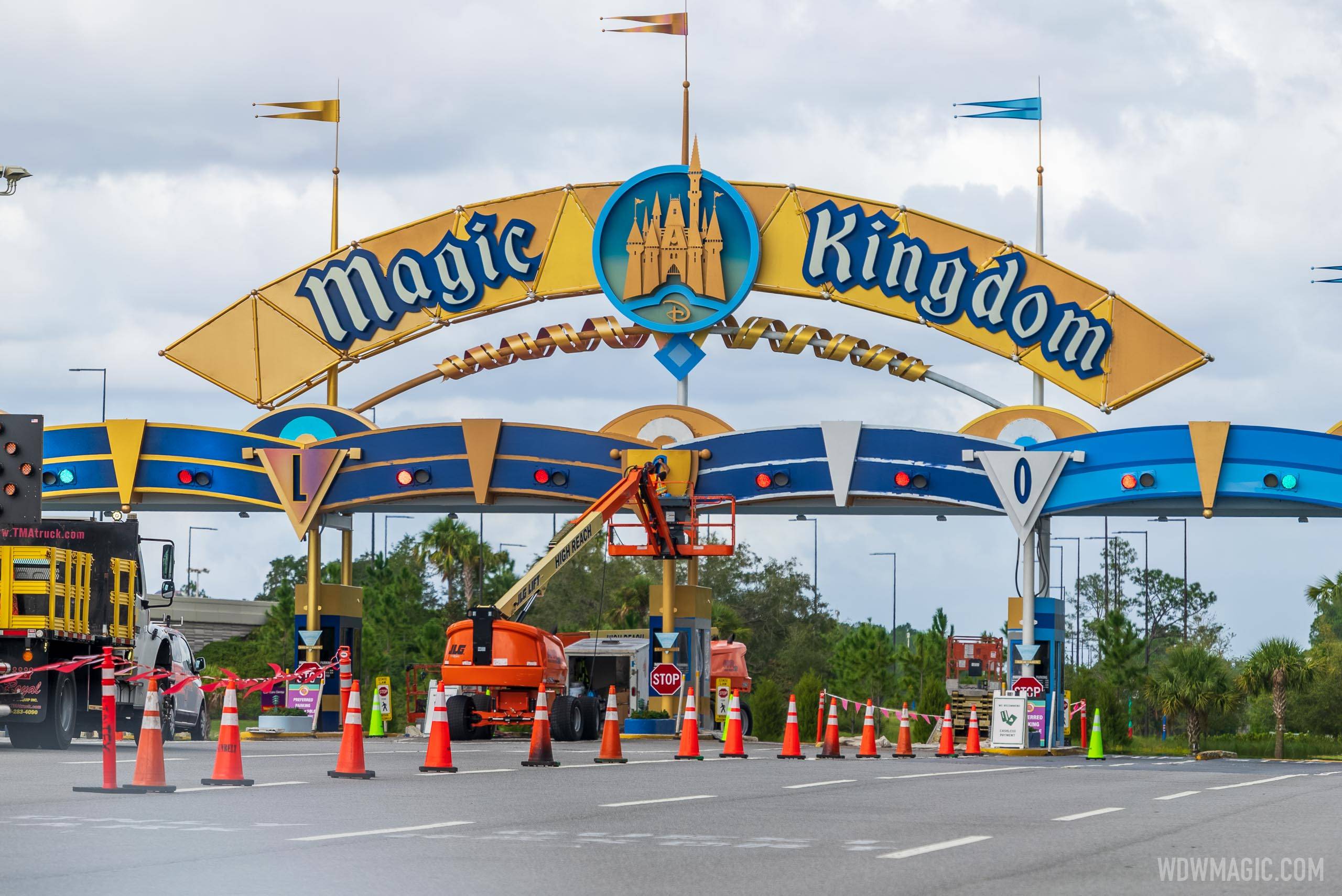 Magic Kingdom auto-plaza refurbishment - October 22 2020