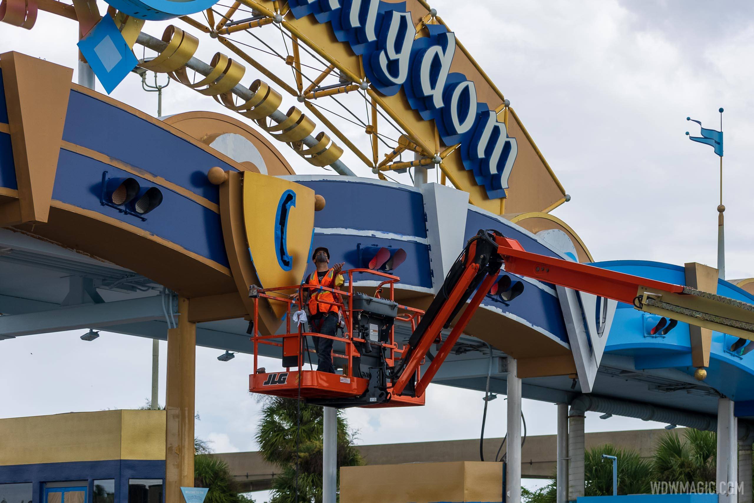Magic Kingdom auto-plaza refurbishment - October 22 2020