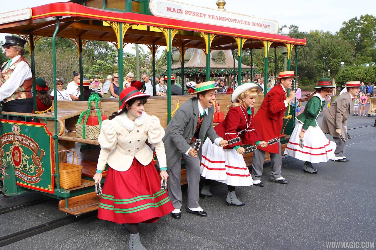 VIDEO - 'Holly Jolly Trolley Show' debuts at the Magic Kingdom as the holiday season begins