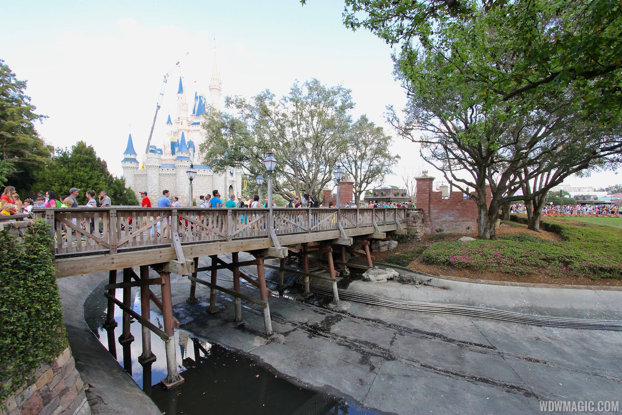 PHOTOS - A look at the moat draining project at the Magic Kingdom